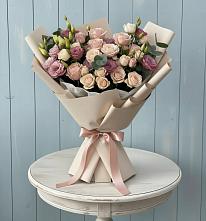 Букет цветов из:  Розы и Лизиантусы #REPLACE_PRED# Саяногорске