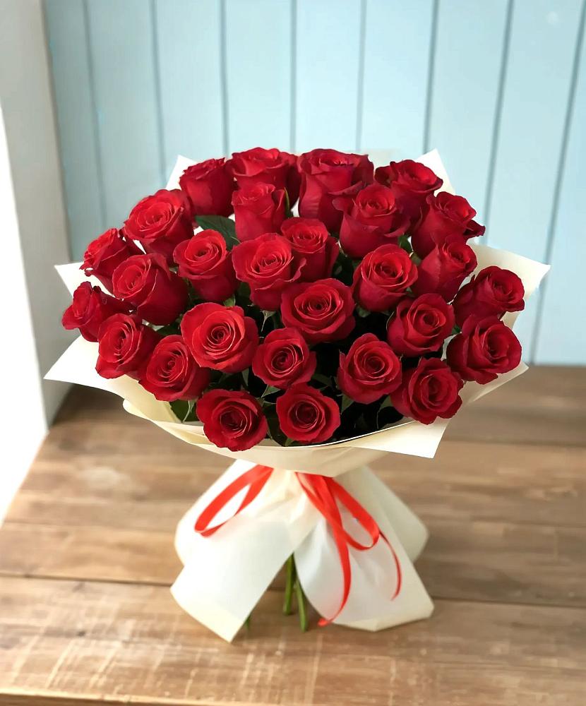 Букет 29 Красных роз в Саяногорске