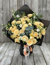 Букет цветов из:  Розы и Лизиантусы #REPLACE_PRED# Саяногорске