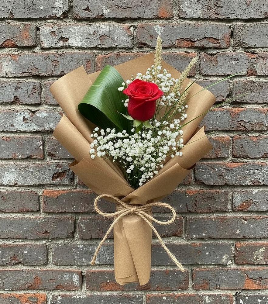 Букет цветов из: Розы в Саяногорске