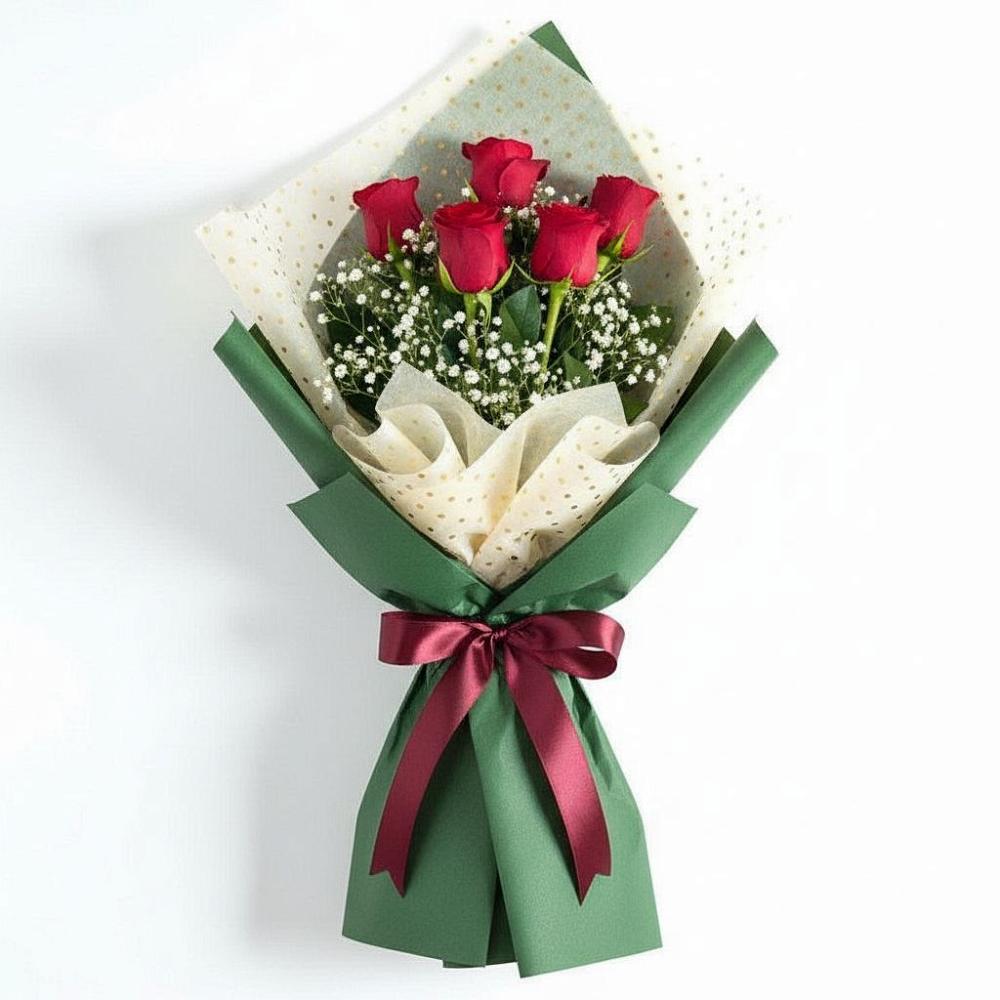 Букет цветов из: Розы в Саяногорске