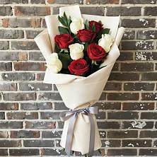 Букет цветов из:  Розы в Саяногорске