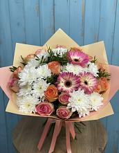 Букет цветов из:  Розы, Герберы и Хризантемы в Саяногорске