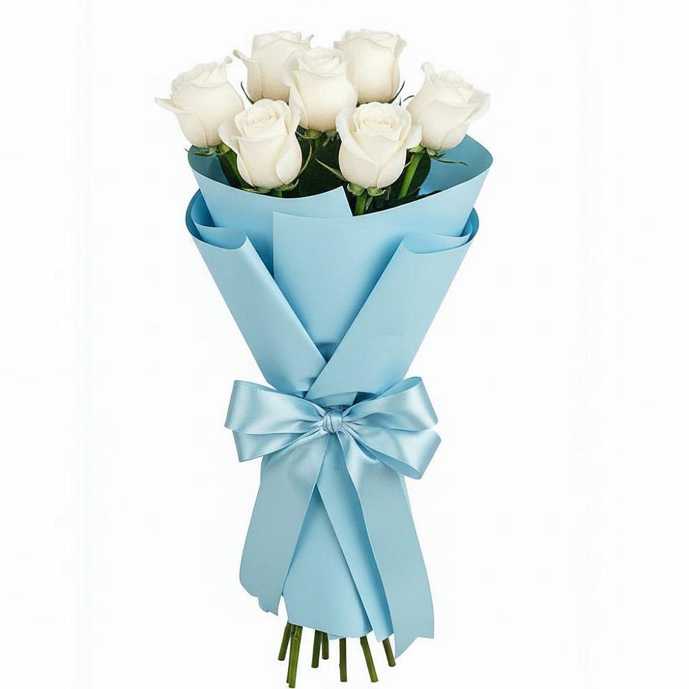Букет 7 белых роз Проуд в Саяногорске