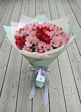 Букет цветов из:  Альстромерии в Саяногорске