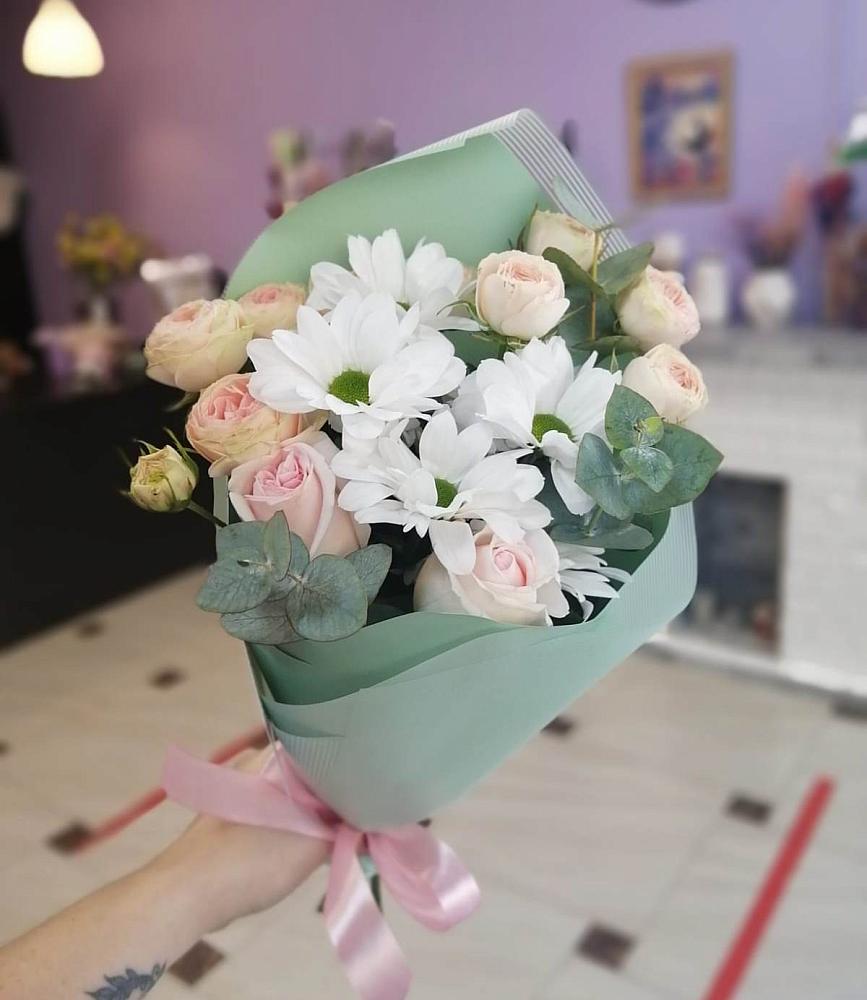 Букет цветов из: Хризантемы и Розы в Саяногорске