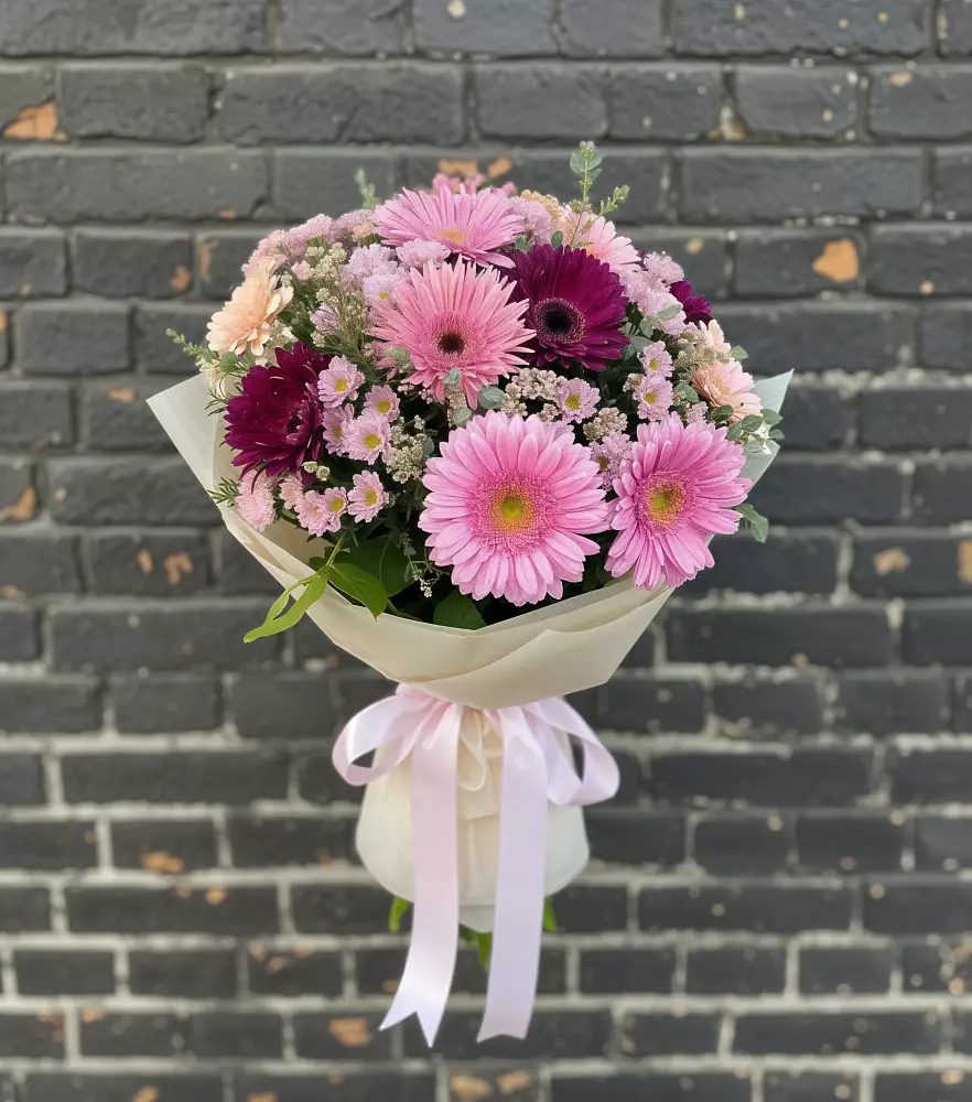 Букет цветов из: Герберы и Хризантемы в Саяногорске