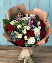 Букет цветов из:  Розы и Альстромерии #REPLACE_PRED# Саяногорске
