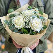 Букет цветов из:  Розы в Саяногорске