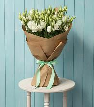 Букет цветов из:  Лизиантусы #REPLACE_PRED# Саяногорске