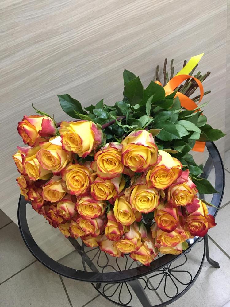 Букет Желтые розы в Саяногорске