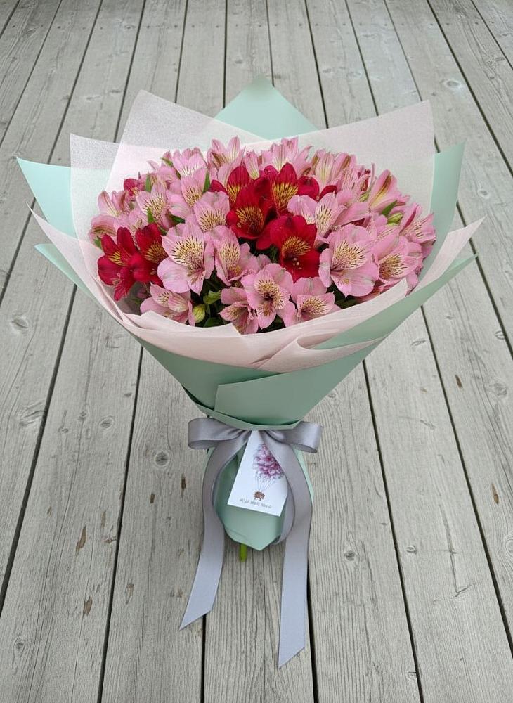 Букет цветов из: Альстромерии в Саяногорске