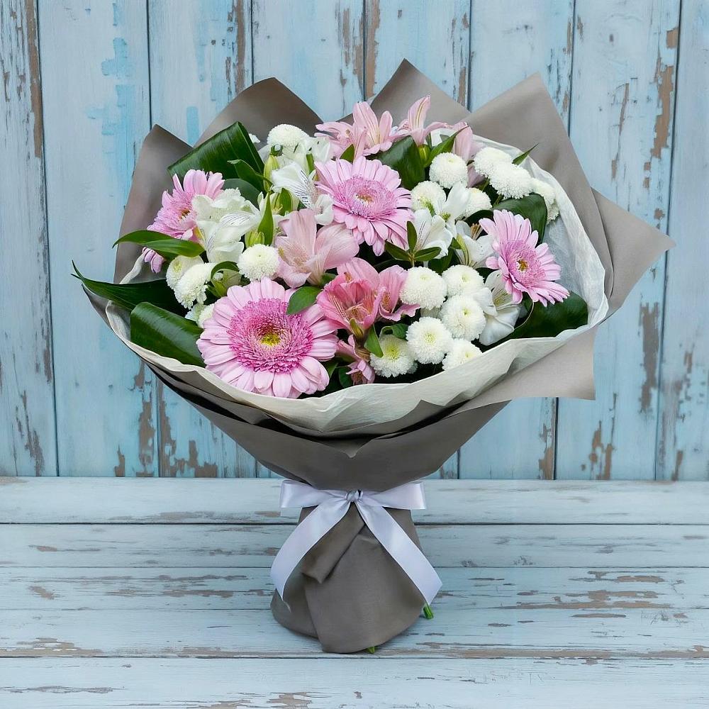 Букет цветов из: Герберы, Альстромерии и Хризантемы в Саяногорске