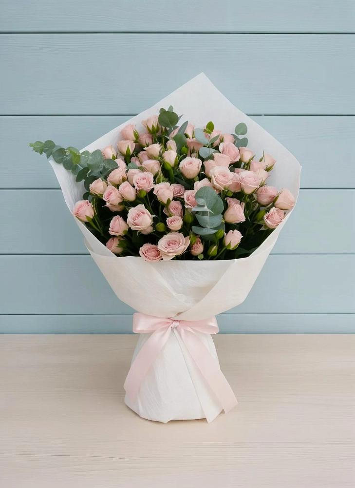 Букет цветов из: Розы в Саяногорске